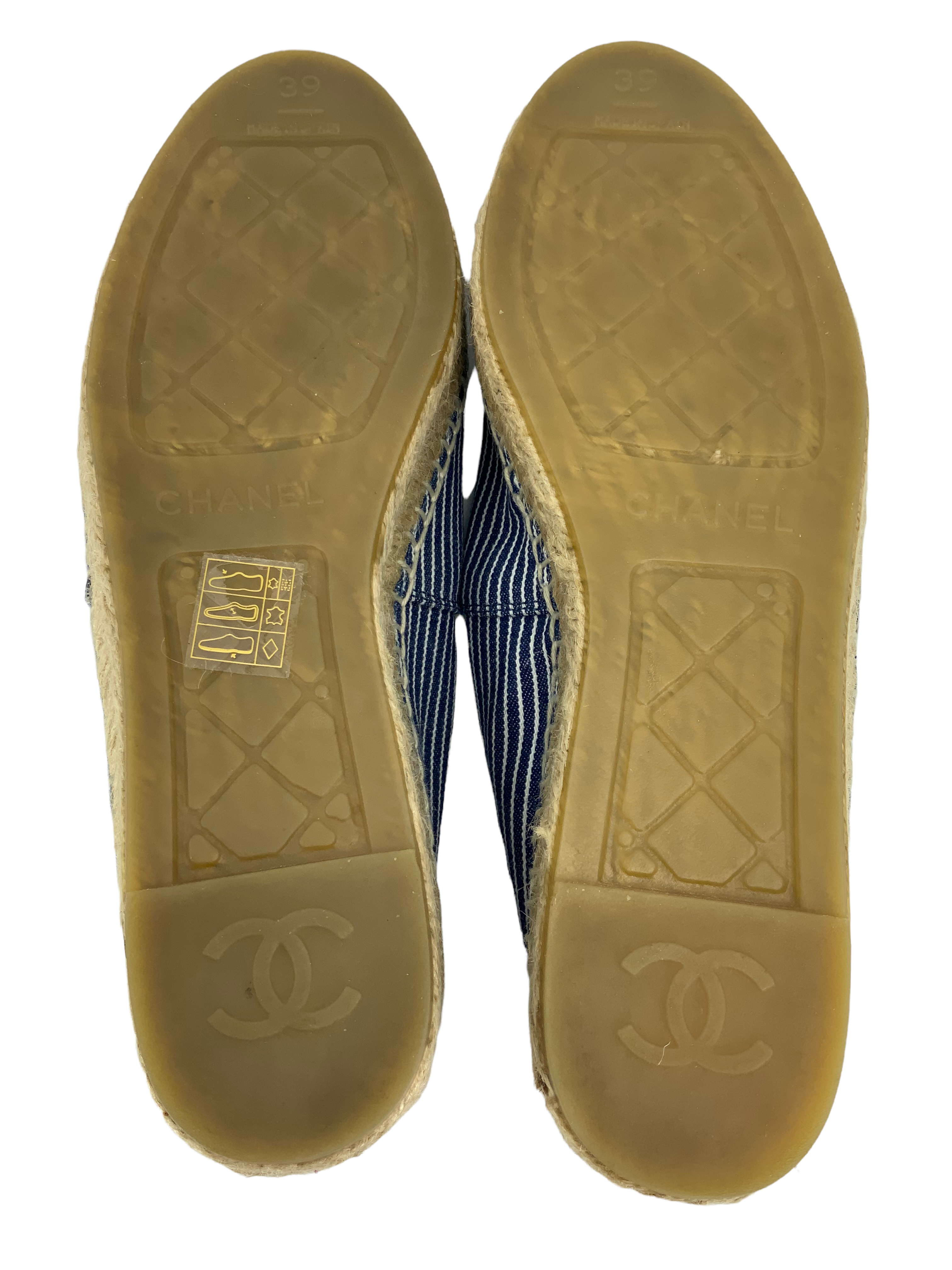 CHANEL Canvas Striped Patent Leather CC Espadrilles Size 9