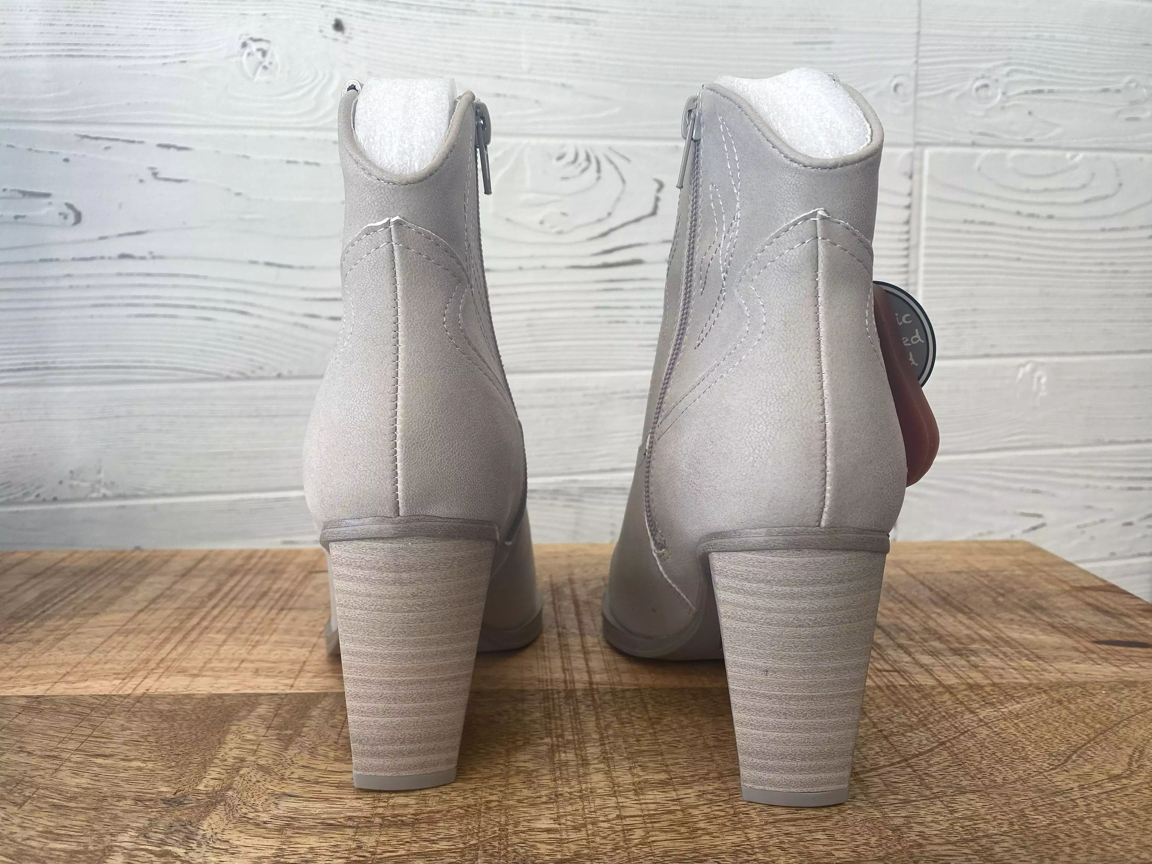 Mia | Spring in your Step Booties