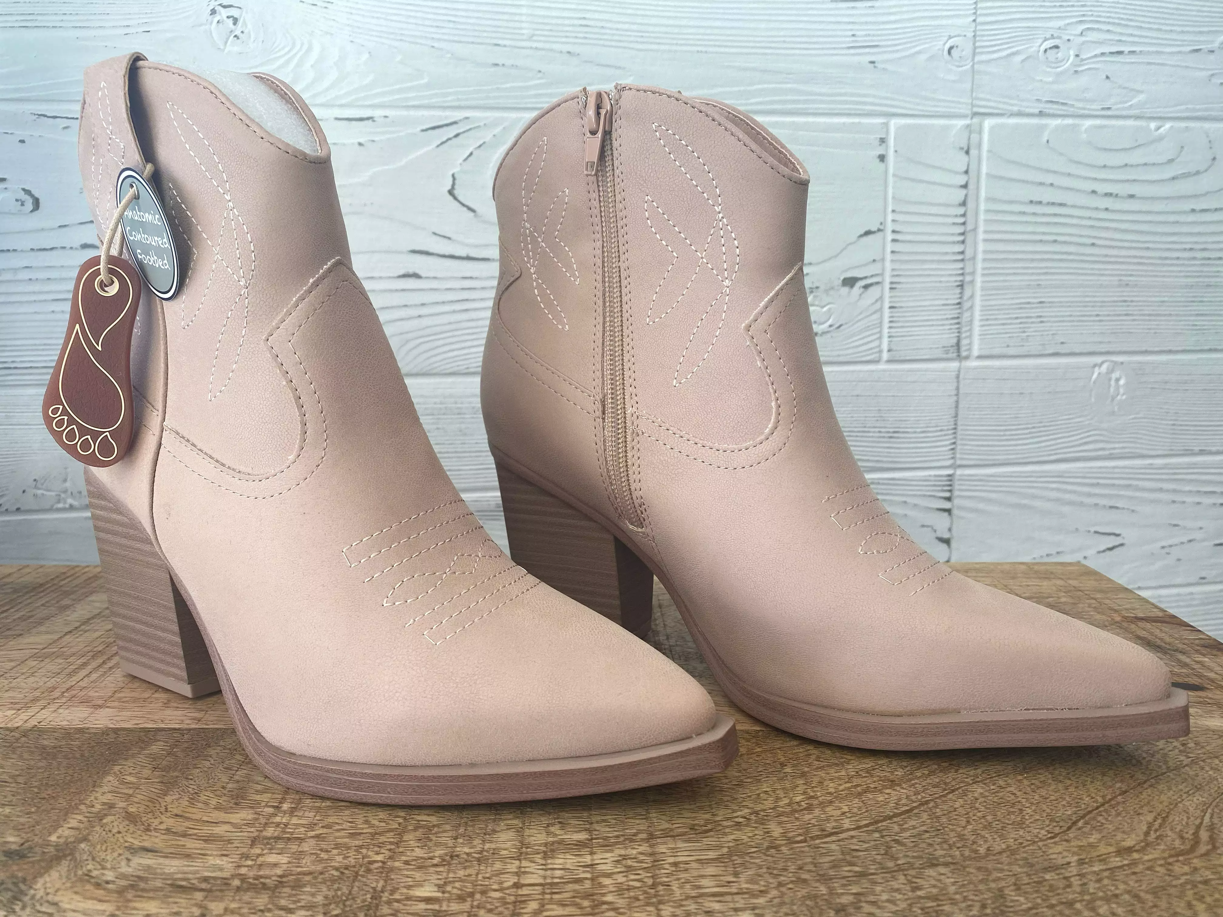 Mia | Spring in your Step Booties